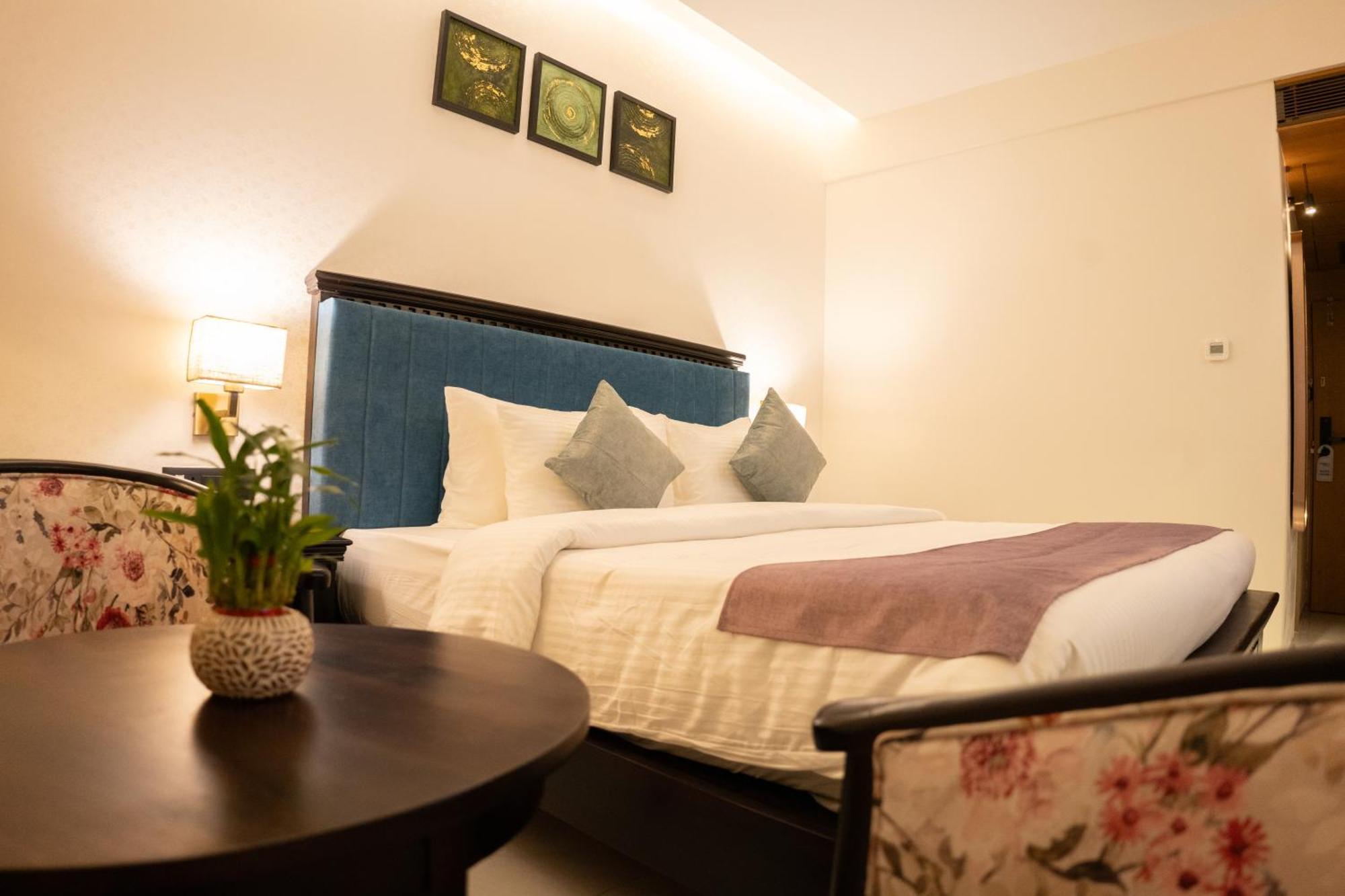 Pride Elite, Daman Hotel Luaran gambar