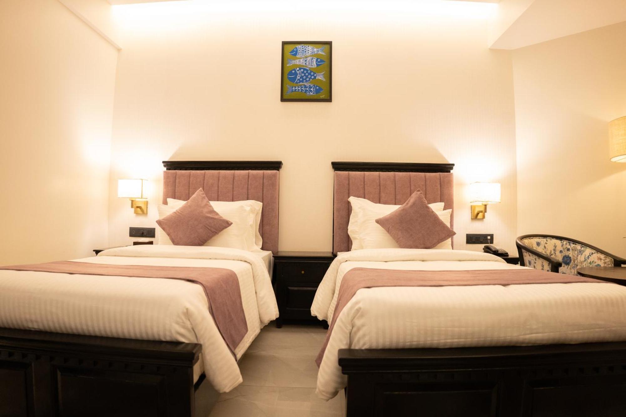 Pride Elite, Daman Hotel Luaran gambar