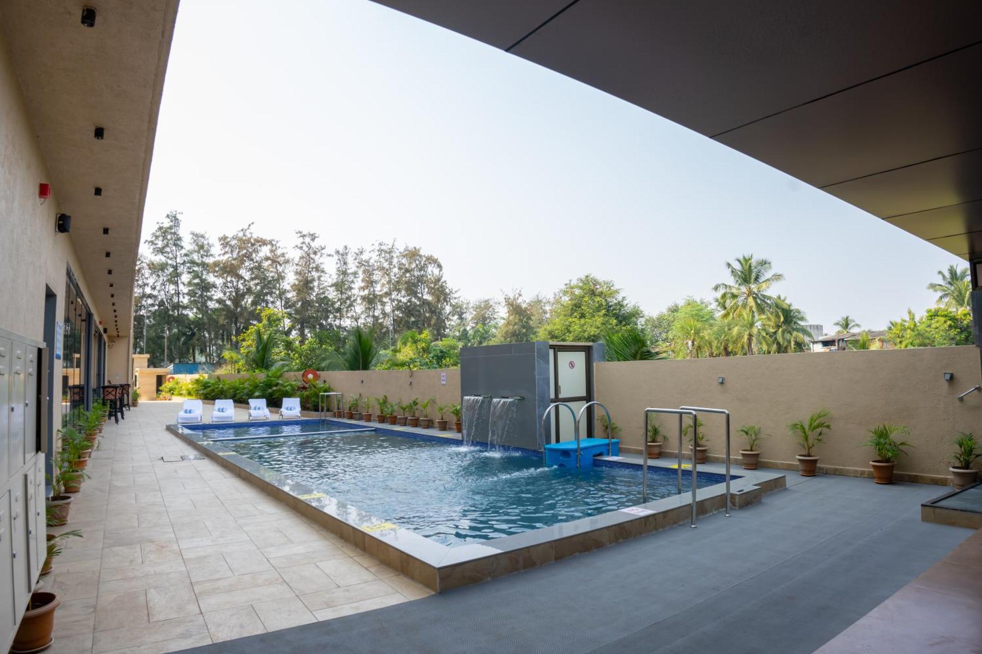 Pride Elite, Daman Hotel Luaran gambar